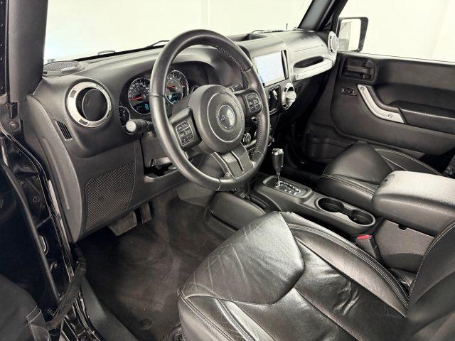 JEEP Wrangler Unlimited 2.8 CRD DPF Sahara Auto E6