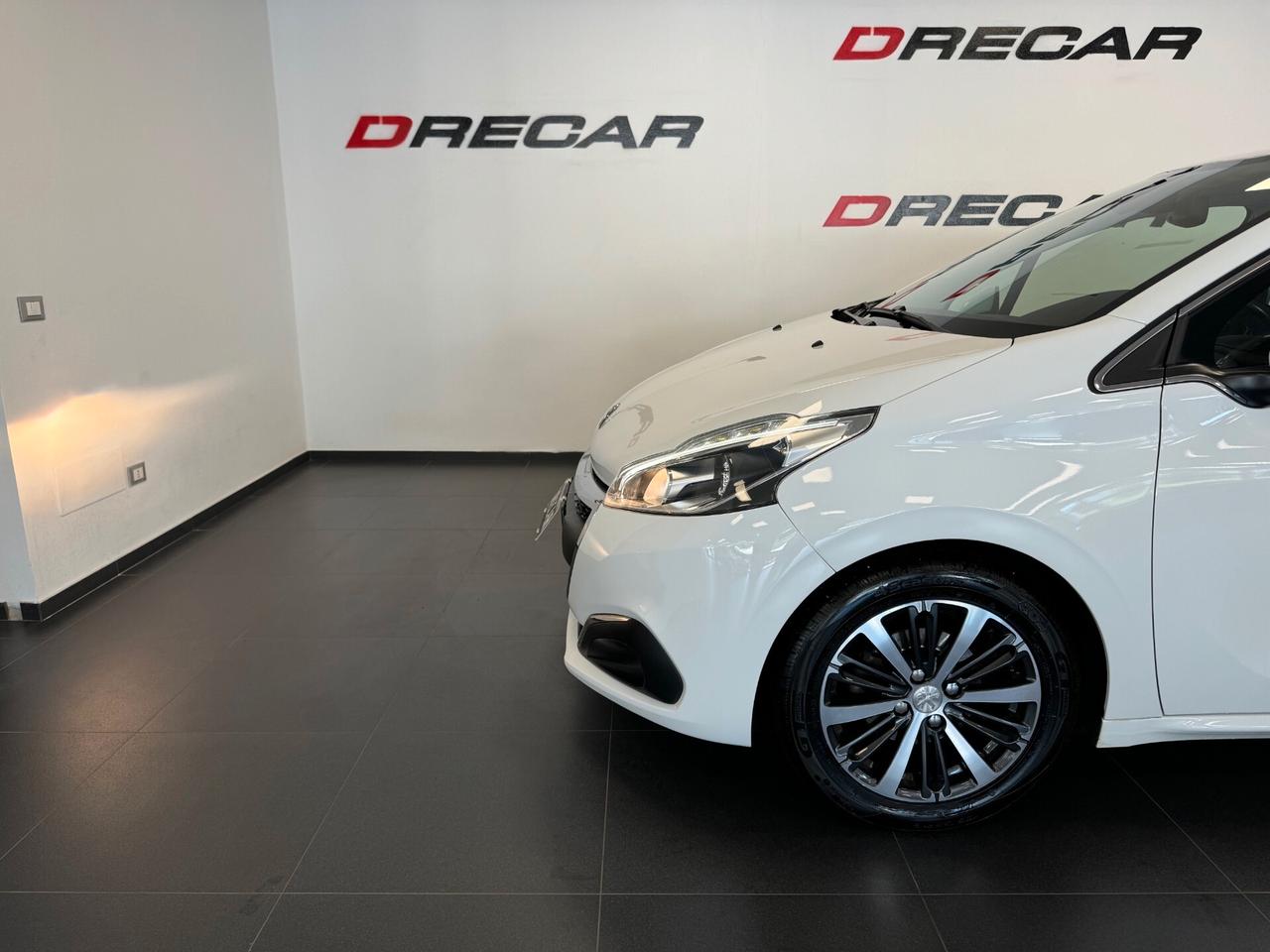Peugeot 208 PureTech 82 5 porte Allure NAVI NEOPATENTATI