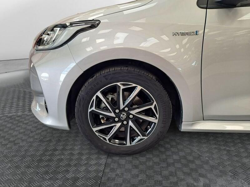 Toyota Yaris 1.5 Hybrid 5 porte Lounge