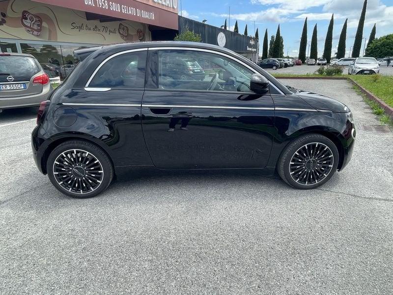 FIAT 500 La Prima