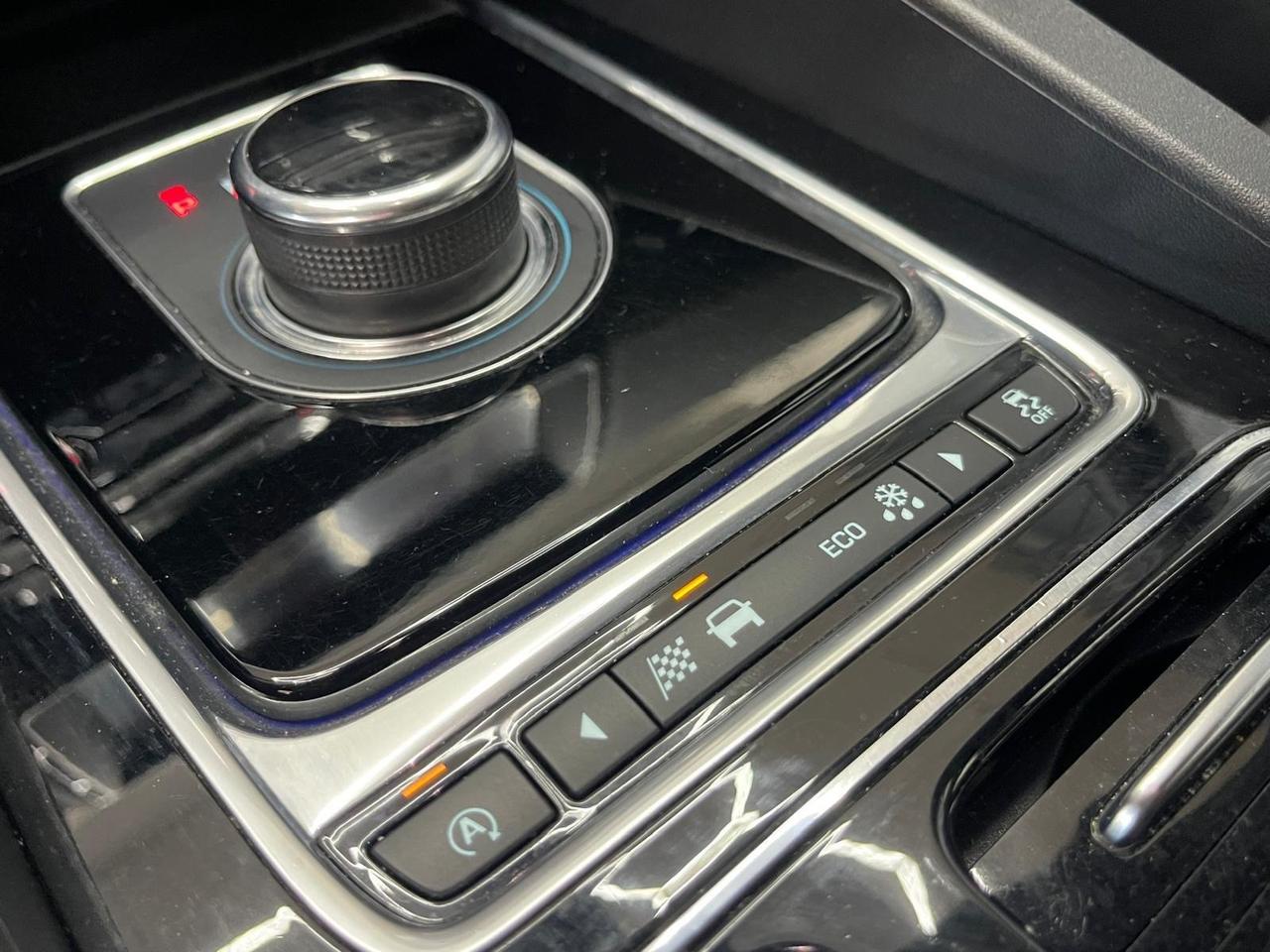 JAGUAR F-PACE 2.0 D 180 CV AWD R-Sport FULL DA VETRINA