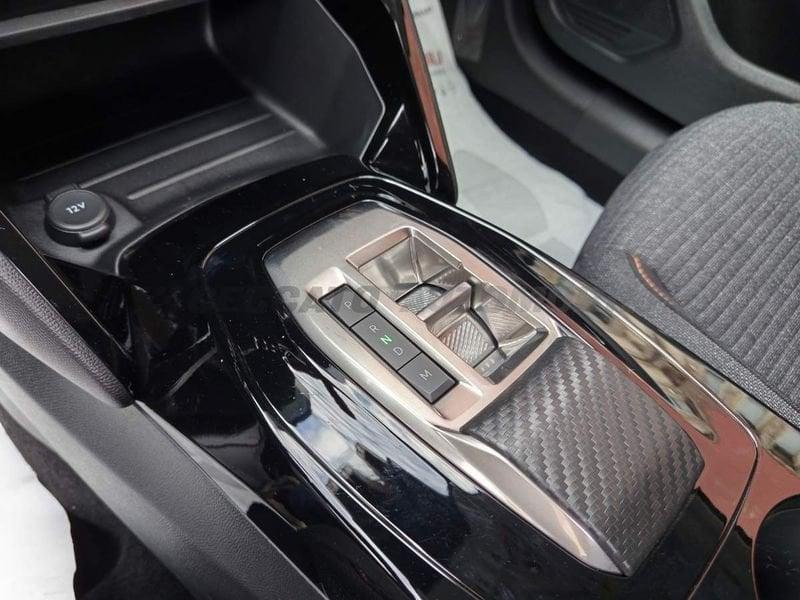 Peugeot 208 208 5P - Business Hybrid 110 E-DCS6