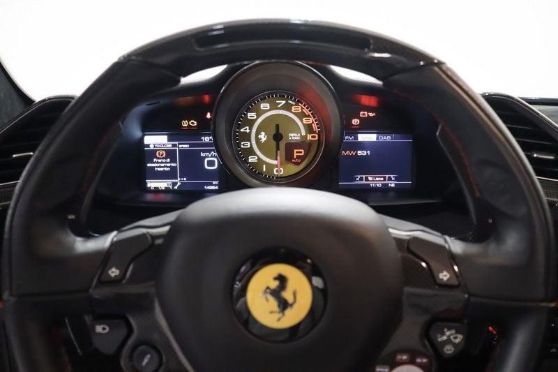 Ferrari 488 488 Pista