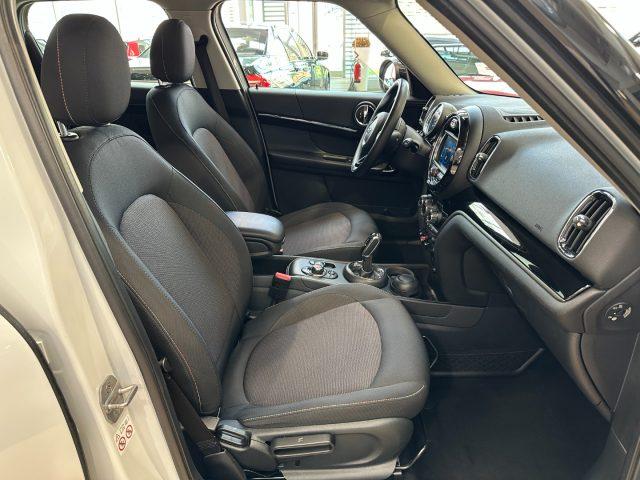 MINI Countryman 2.0 Cooper D Business Automatica - 17" - Navi