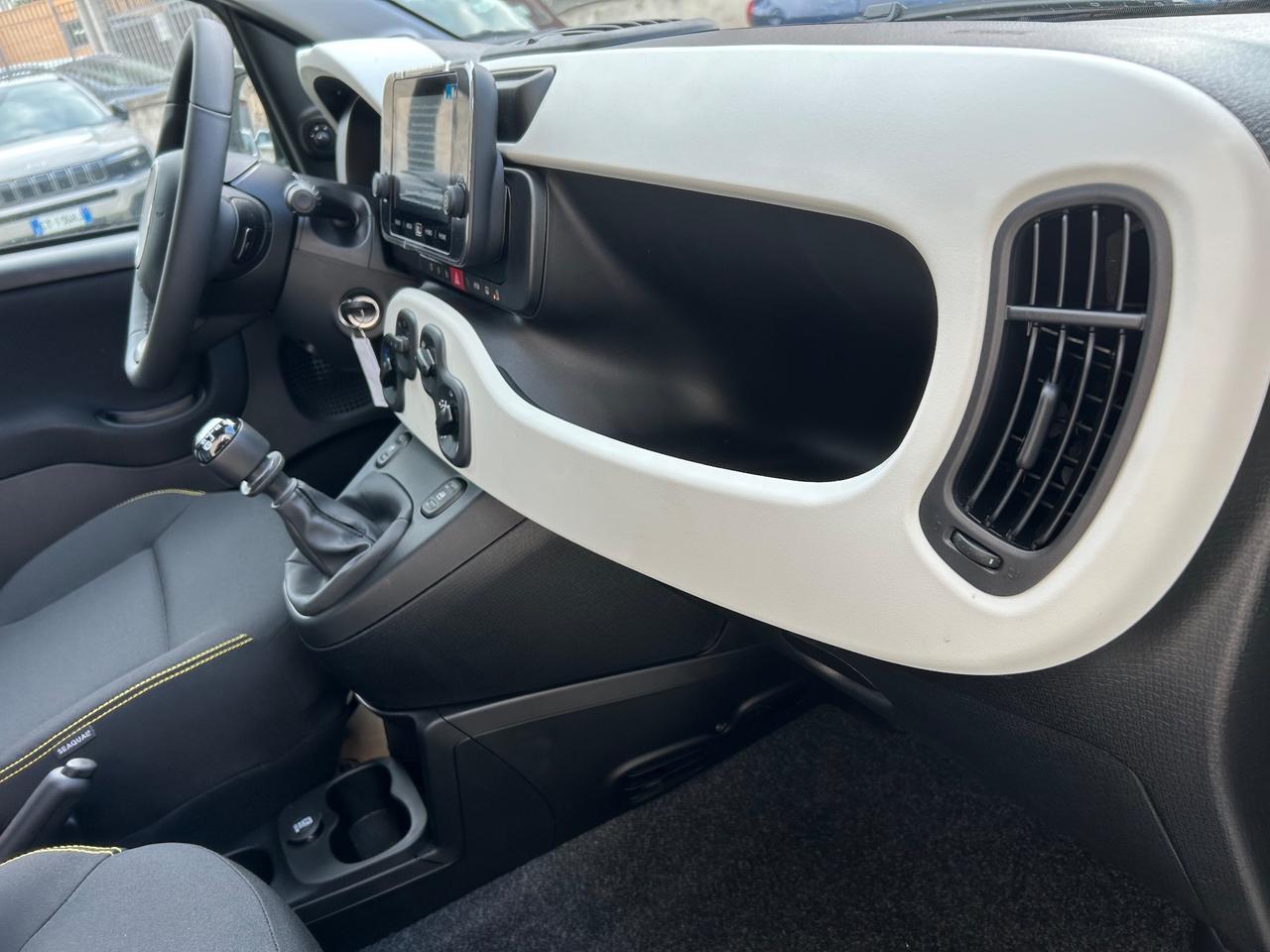 Fiat Panda 1.0 FireFly S&S Hybrid Pandina