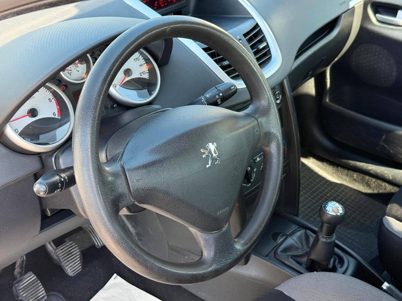 Peugeot 207 1.4 HDi 70CV 5p. X Line *Ok Neopatentati
