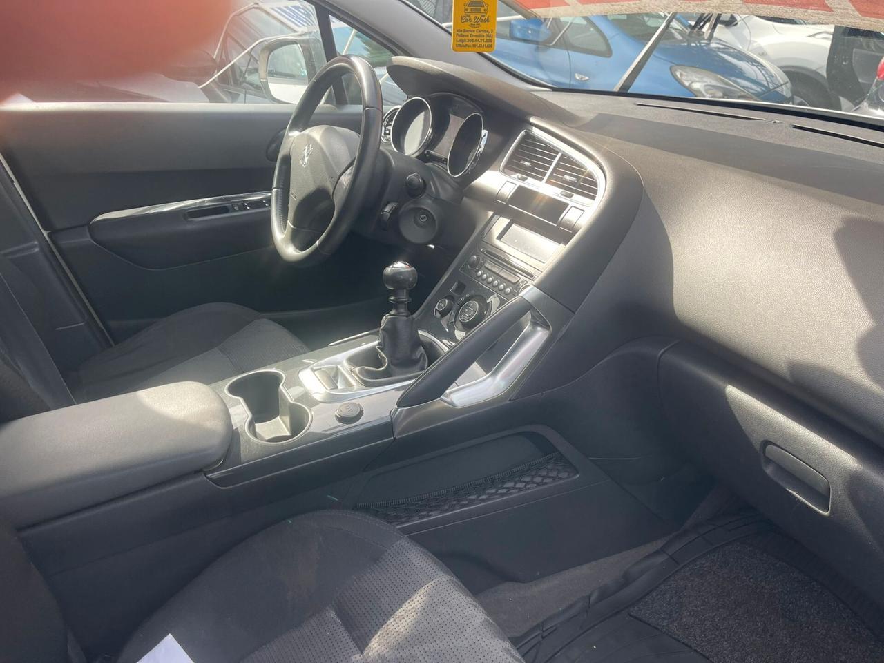 Peugeot 3008 1.6 HDi 112CV Tecno