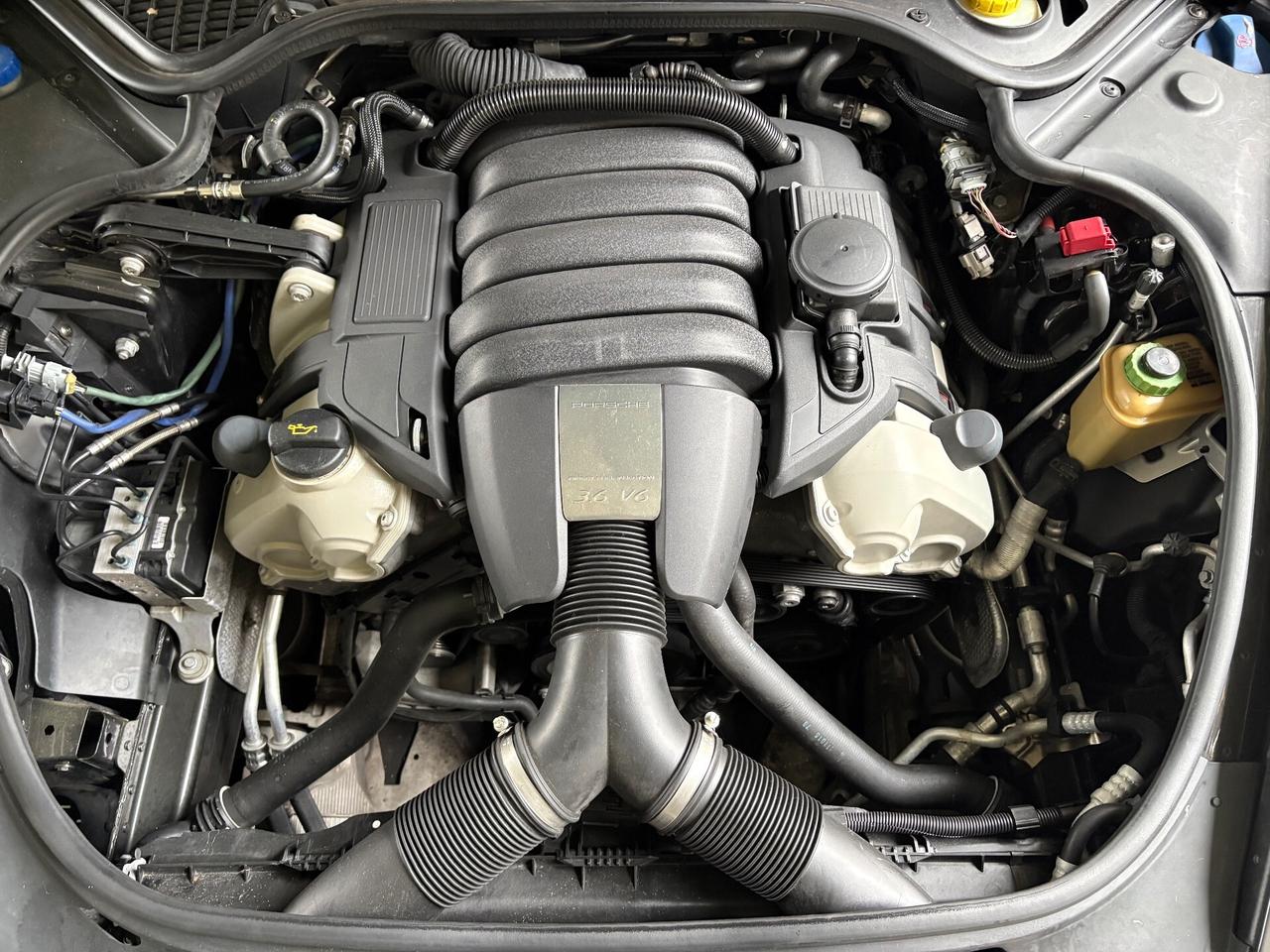 Porsche Panamera 3.6 4 Motore Sostituito in a 148.000 km