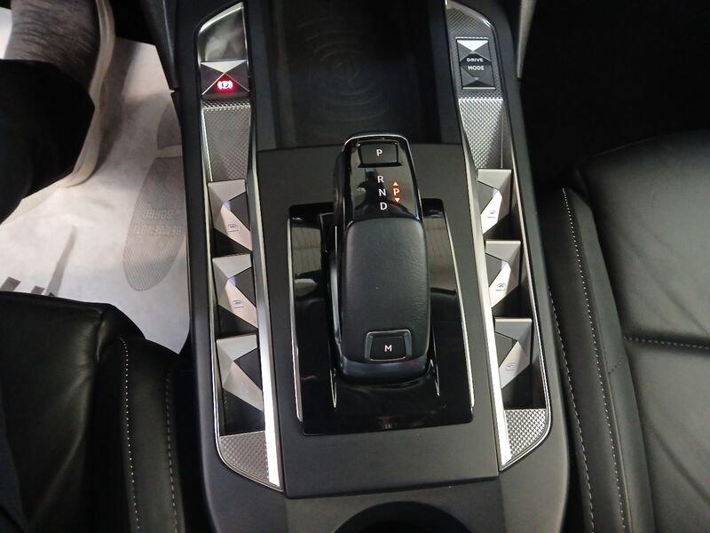 DS DS3 2ª serie BlueHDi 130 aut. Opera