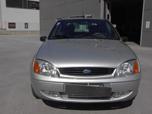 FORD Fiesta 1.2i 16V cat 3 porte Ghia "NEOPATENTATI"