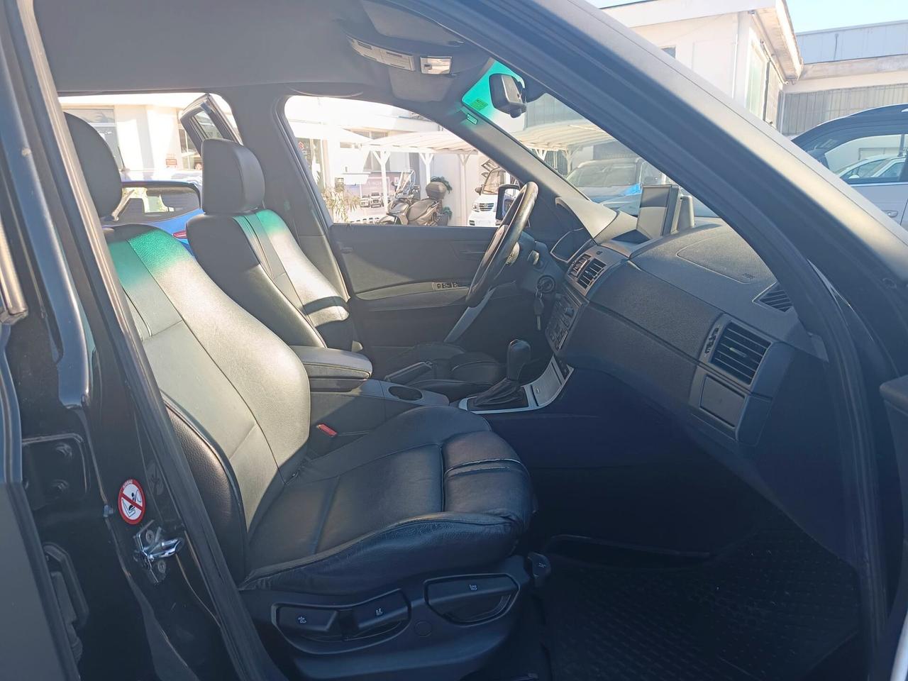 Bmw X3 2.5i GPL + GANCIO TRAINO Futura Autom. Tua a 99€ al Mese