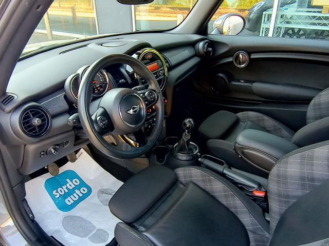 MINI Mini 1.5 Cooper Cabrio