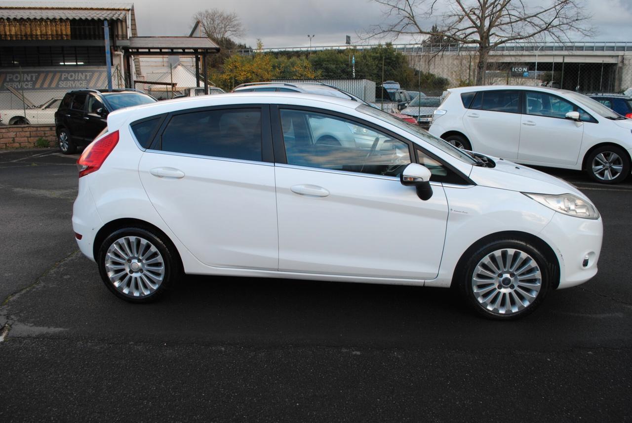 FORD FIESTA 1.2 82 CV OK NEOPATENTATI