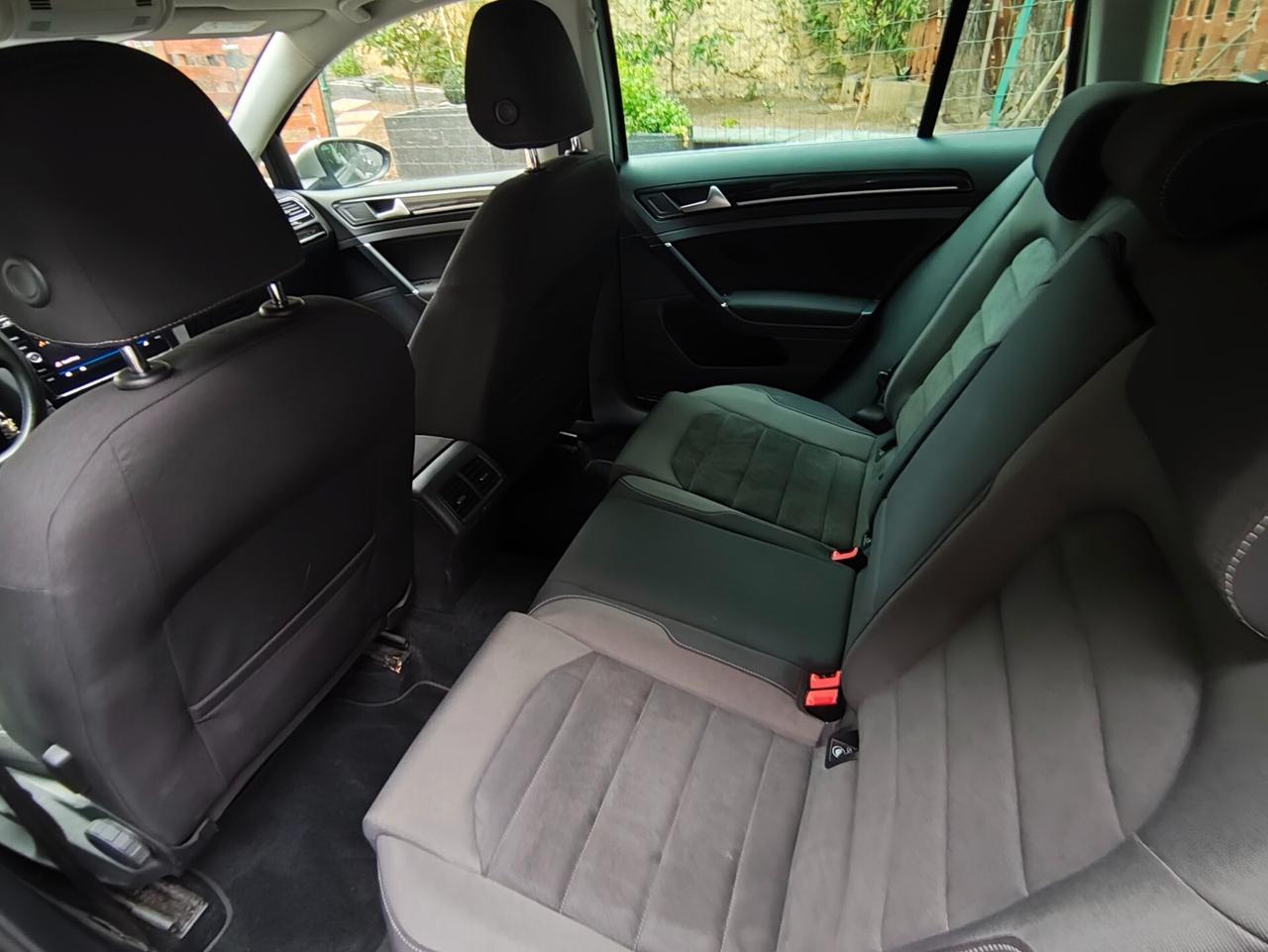 Volkswagen Golf Variant 1.6 TDI 115 CV 100.000 km 2017