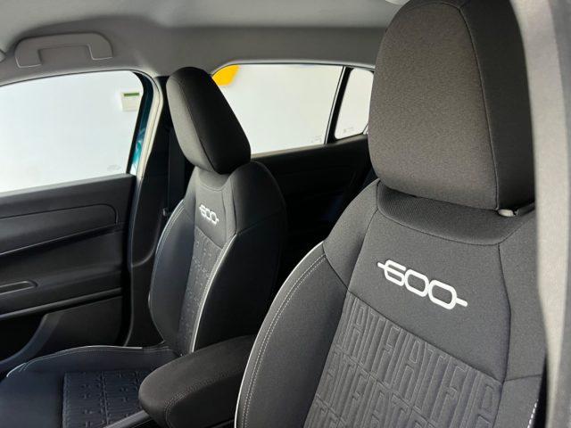 FIAT 600 Hybrid 110 CV DCT MHEV Pop tua da ?249,00 mensili