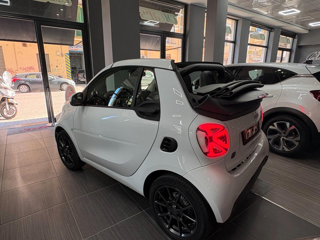 smart forTwo Cabrio EQ Prime 22kW ITALIANA