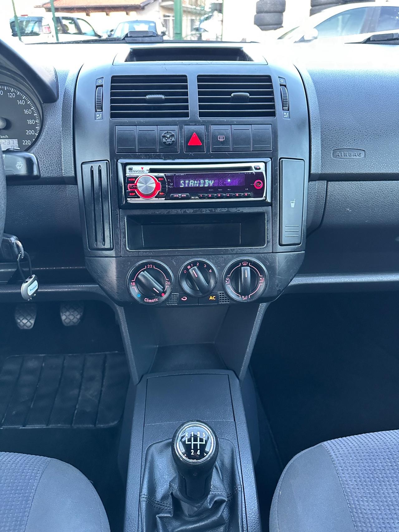 Volkswagen Polo 1.4/69CV TDI 5p. Sportline