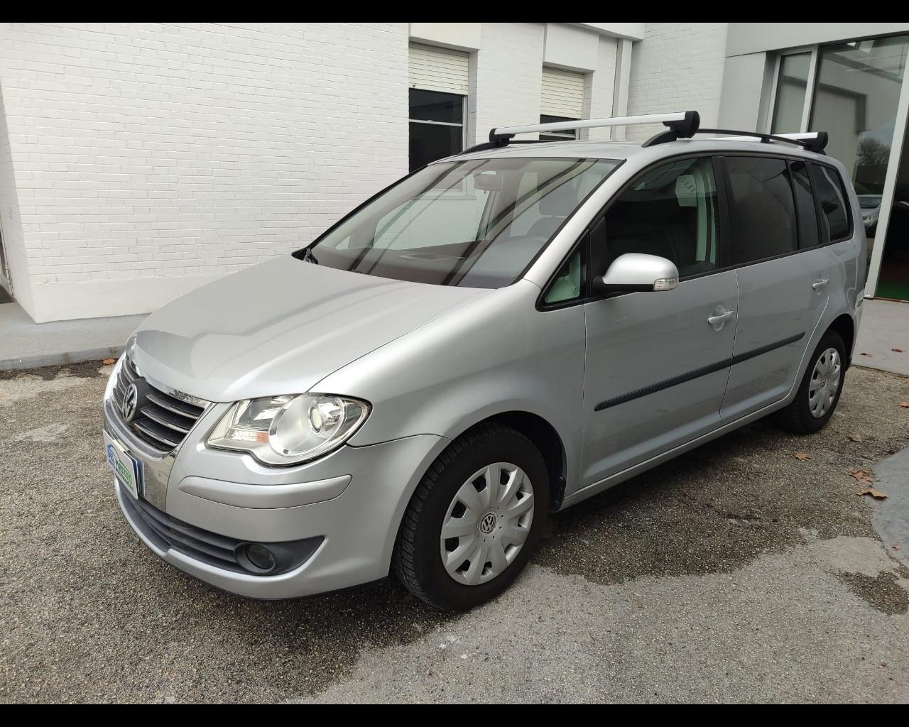 VOLKSWAGEN Touran - 2.0 Conceptline Ecofuel