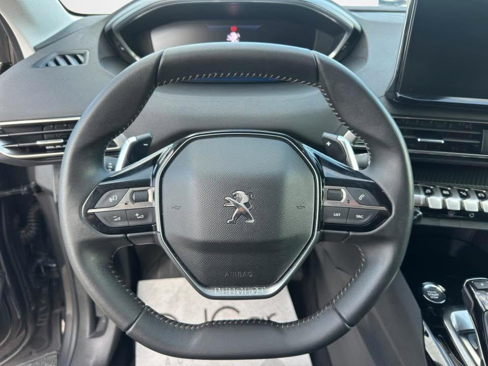 Peugeot 3008 BlueHDi 130 S&S EAT8 Allure