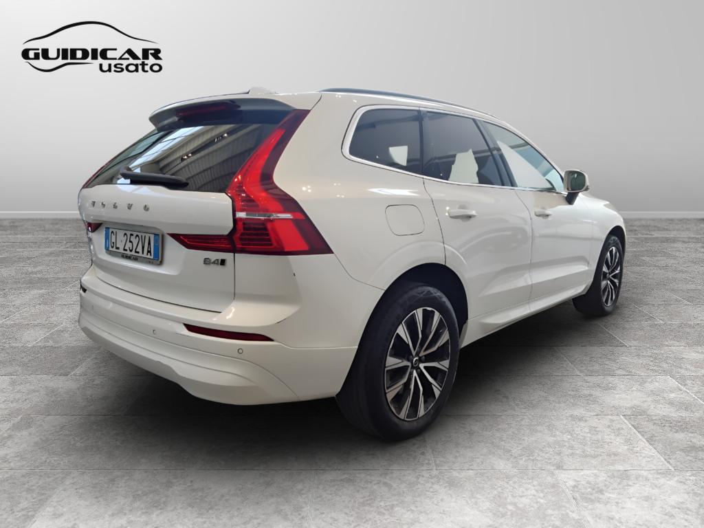 VOLVO XC60 II 2022 - XC60 2.0 b4 Core awd auto