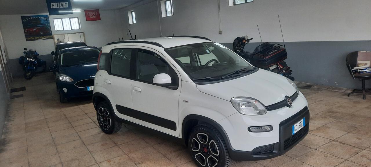 Fiat Panda 0.9 TwinAir Turbo Natural Power City Cross