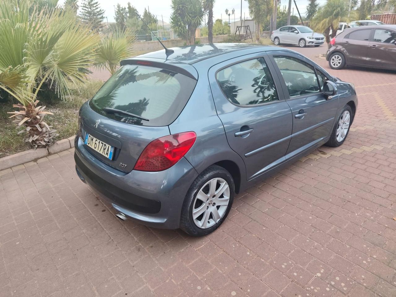 Peugeot 207 1.6 HDi 90CV 5p. XS