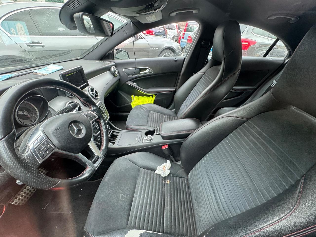 MERCEDES CLA 200 CDI SINISTRATA