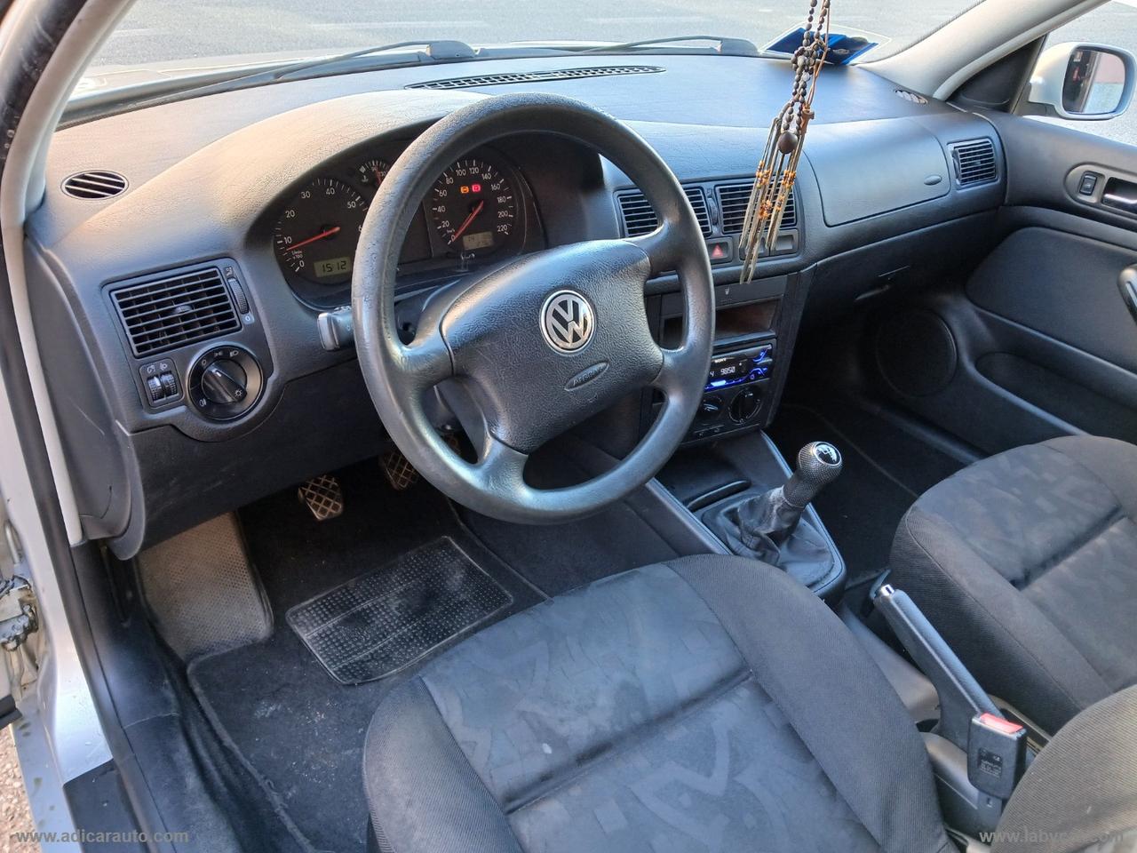 VOLKSWAGEN Golf 1.4 16V 3p.