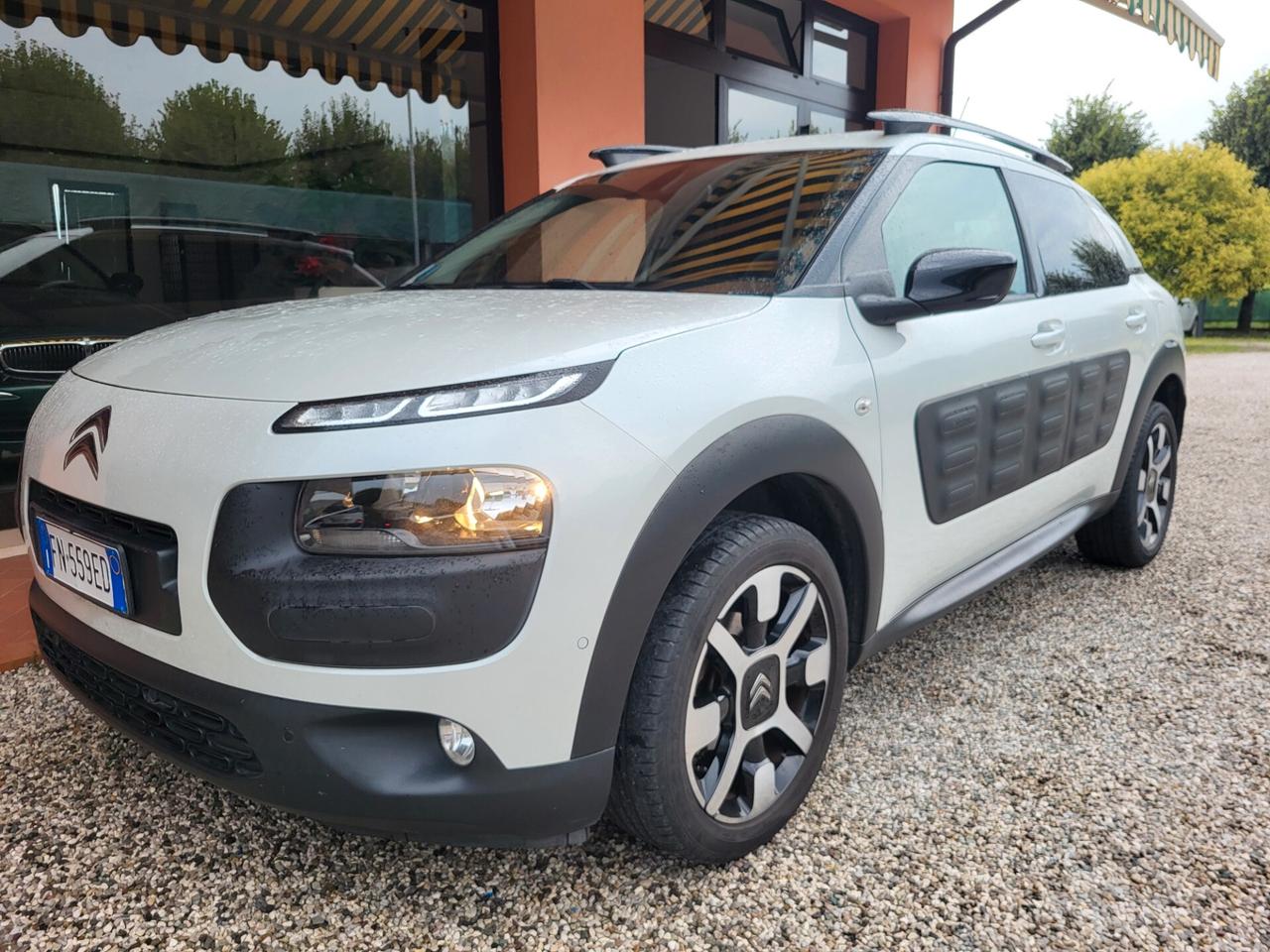 Citroen C4 Cactus PureTech 82 Shine
