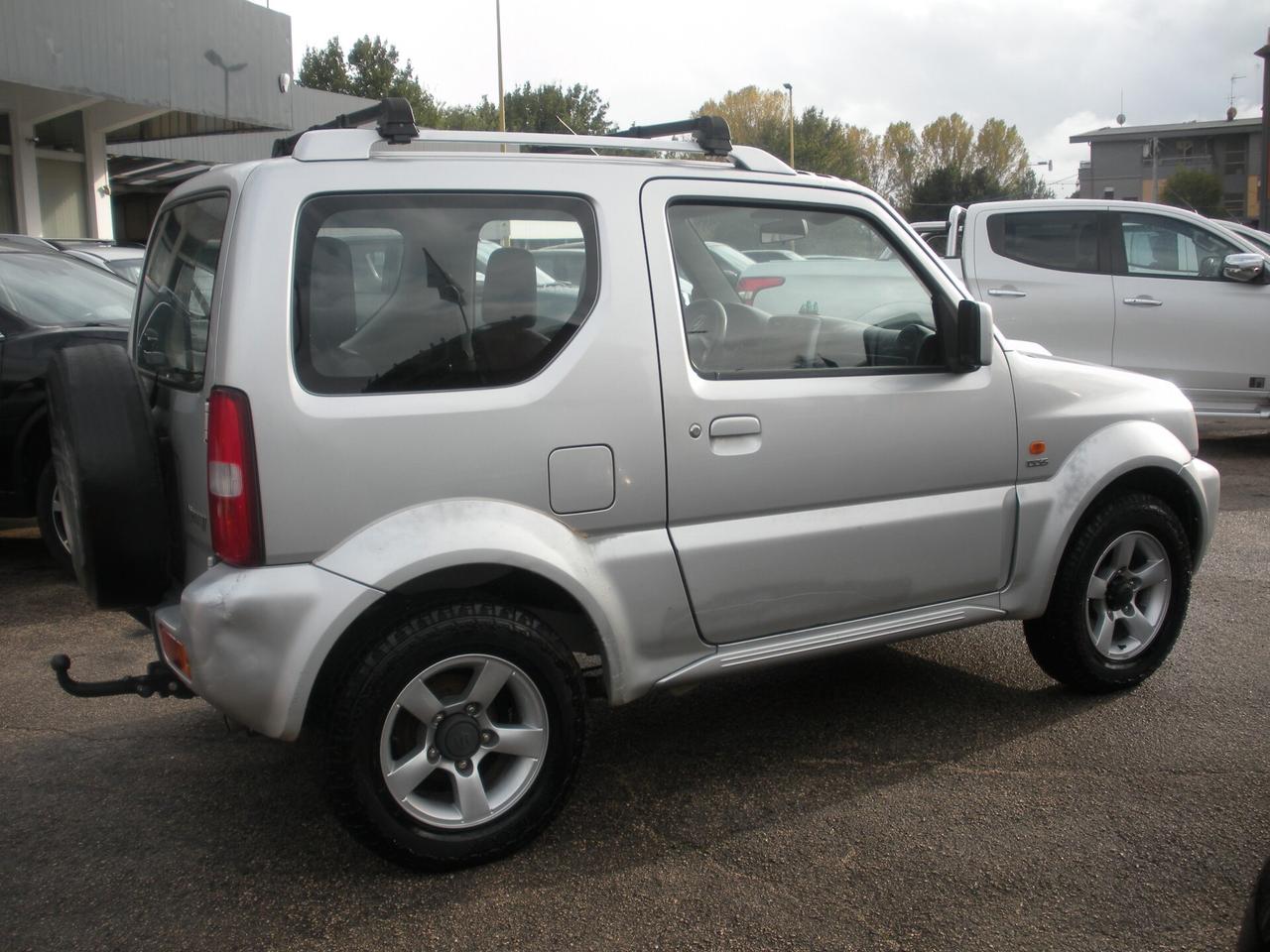 Suzuki Jimny 1.5 DDiS cat 4WD JLX Più