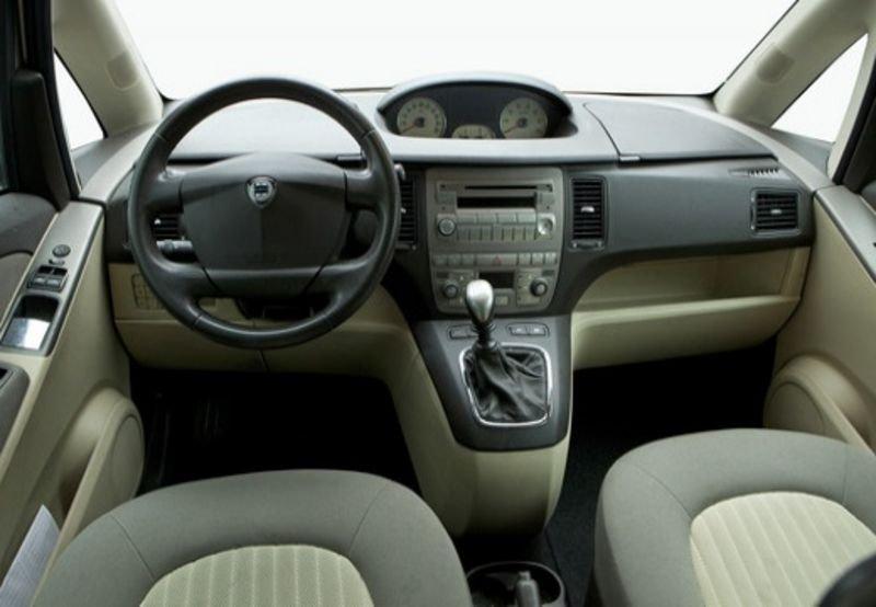 Lancia Musa I 2004 1.9 mjt Oro
