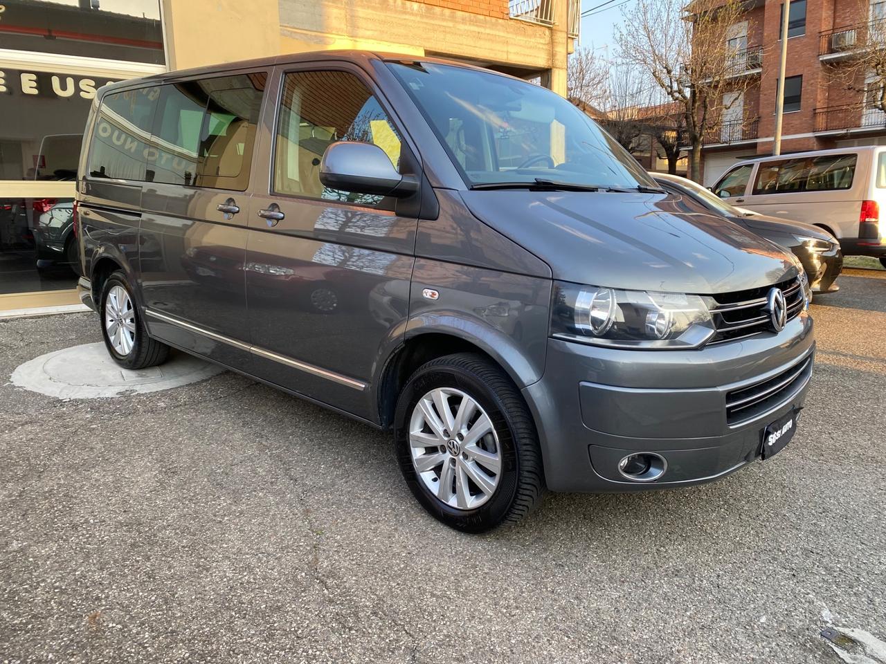 Volkswagen Multivan 2.0 TDI 140CV Highline 7 posti NEOPATENTATI!!!