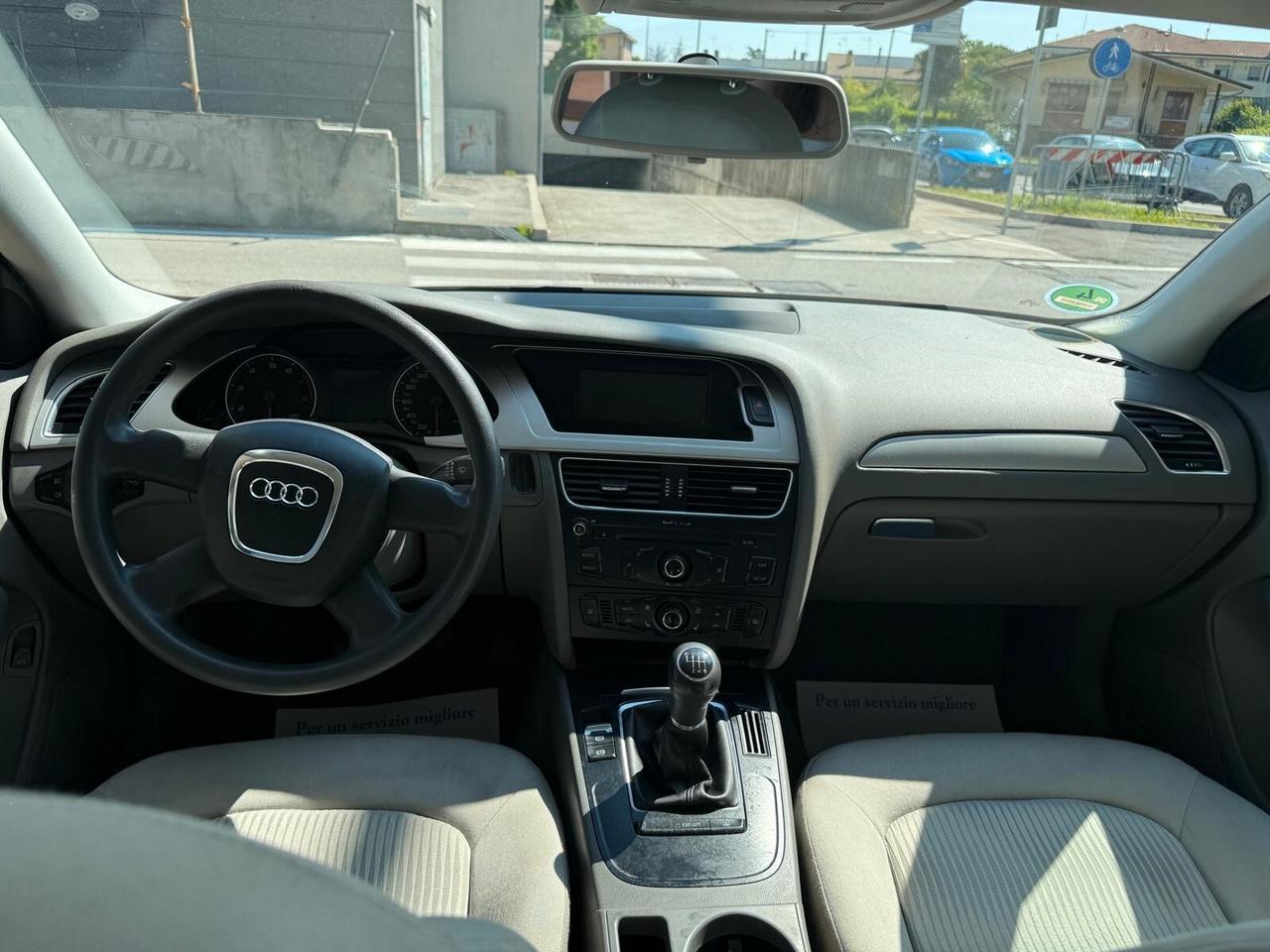 Audi A4 1.8 TFSI 120 CV Ambiente