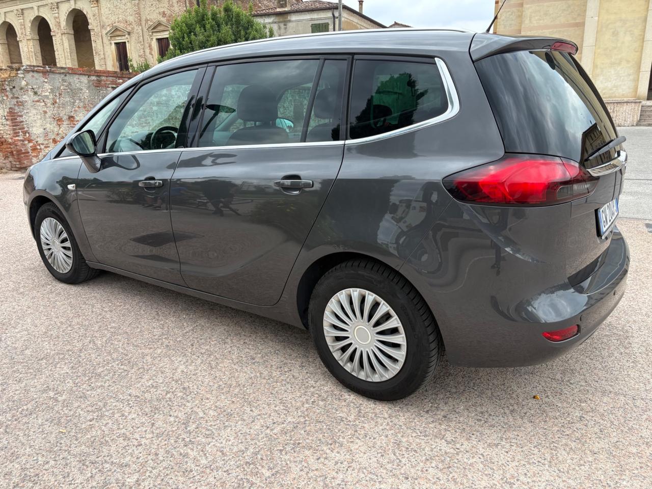 Opel Zafira 2.0 CDTi 130CV 7 posti pronta uso
