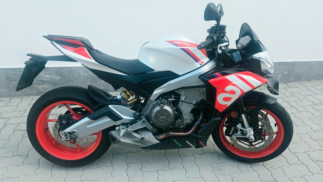 Aprilia Tuono 660 FACTORY