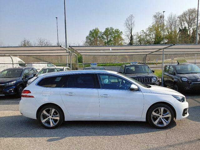 PEUGEOT 308 BlueHDi 130 S&S SW Allure