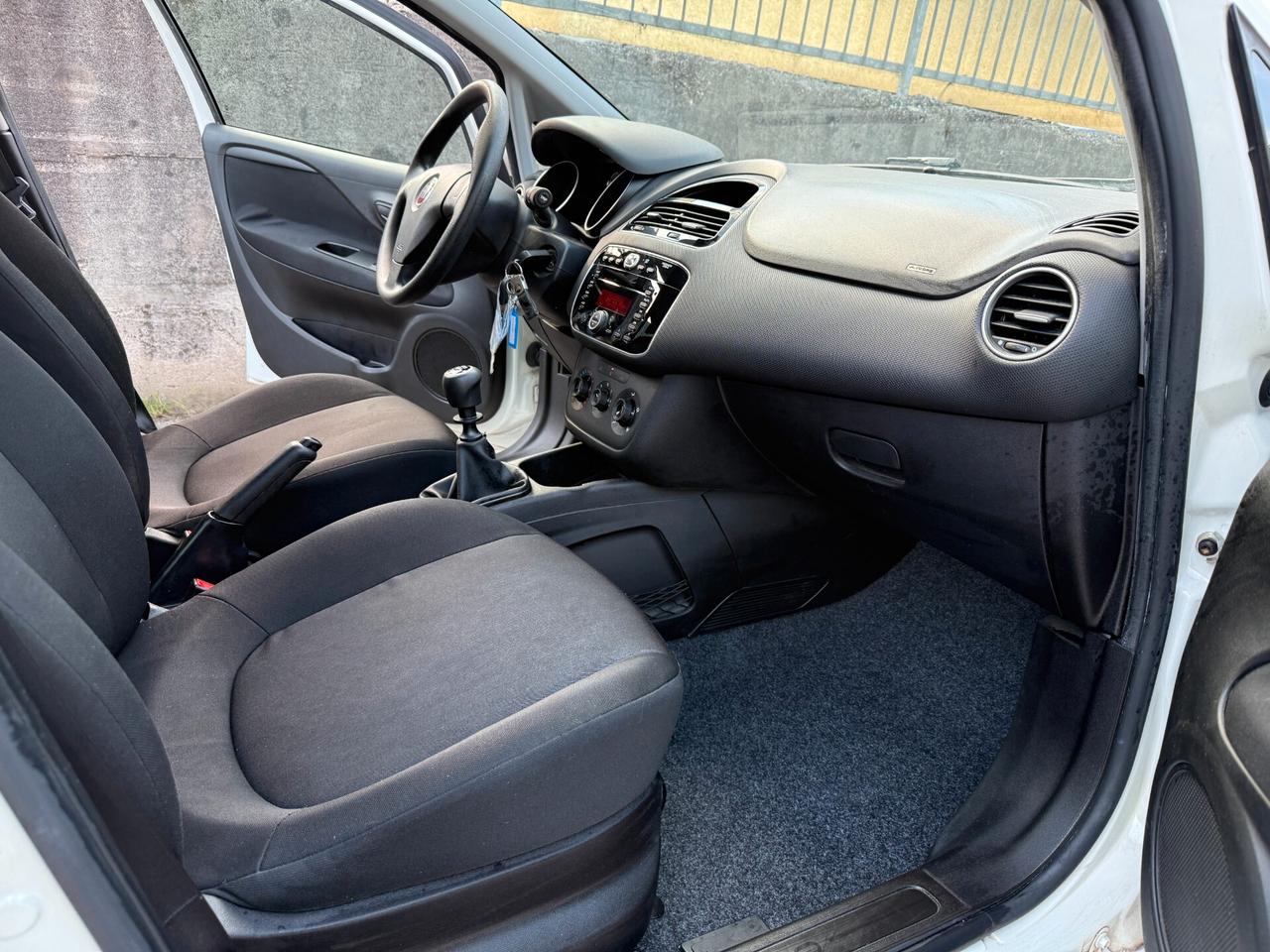 Fiat Punto 1.4 S&S 8V 5 porte Street