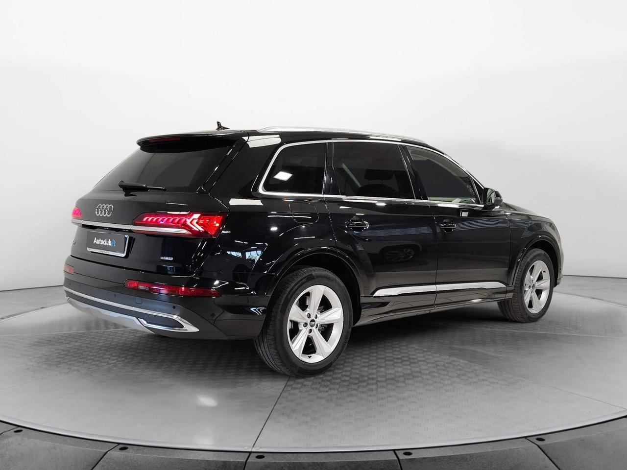 Audi Q7 50 3.0 tdi mhev Business quattro 7 Posti