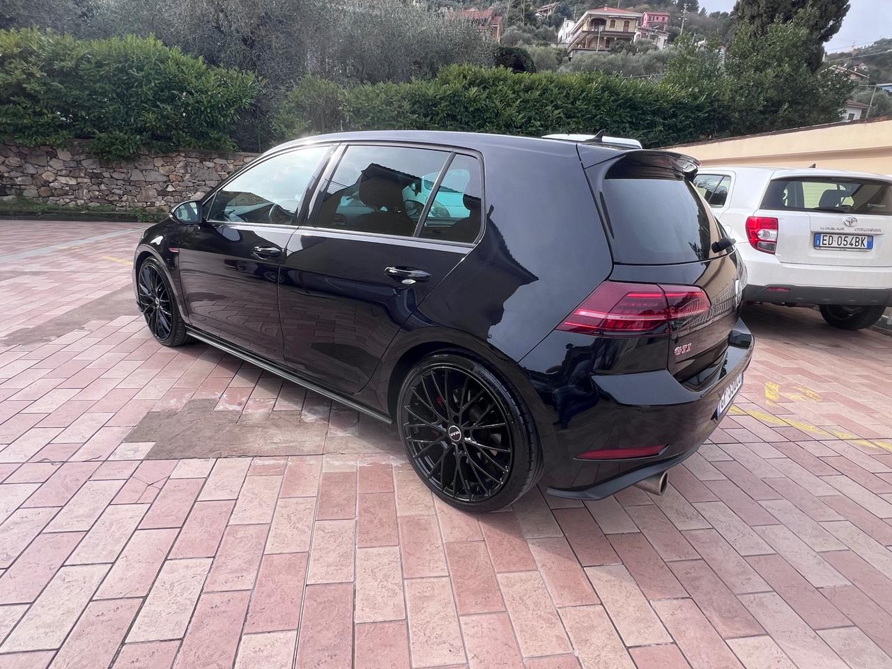 Volkswagen Golf GTI Performance 2.0 245 CV TSI 5p. BMT