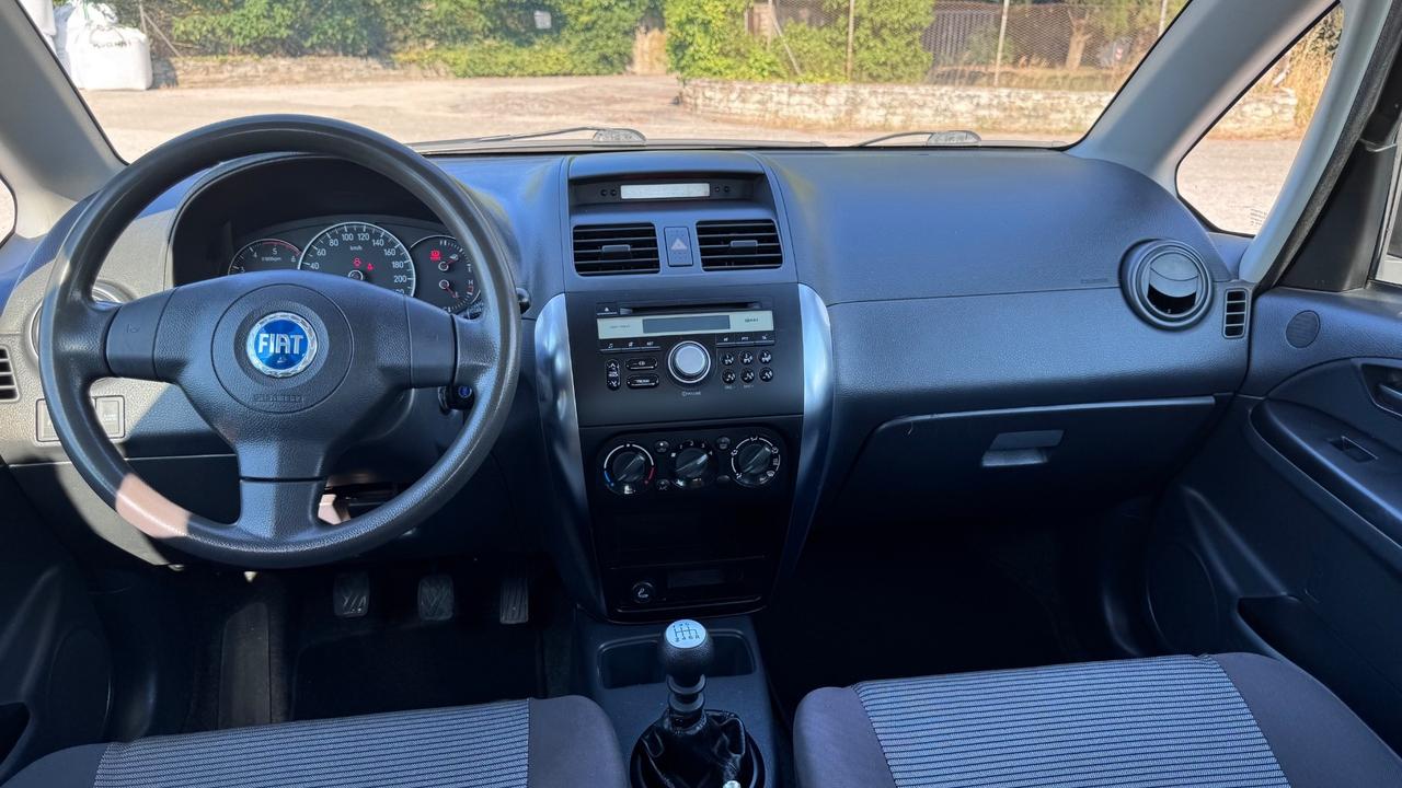 Fiat Sedici 1.9 MJT 4x4 Experience
