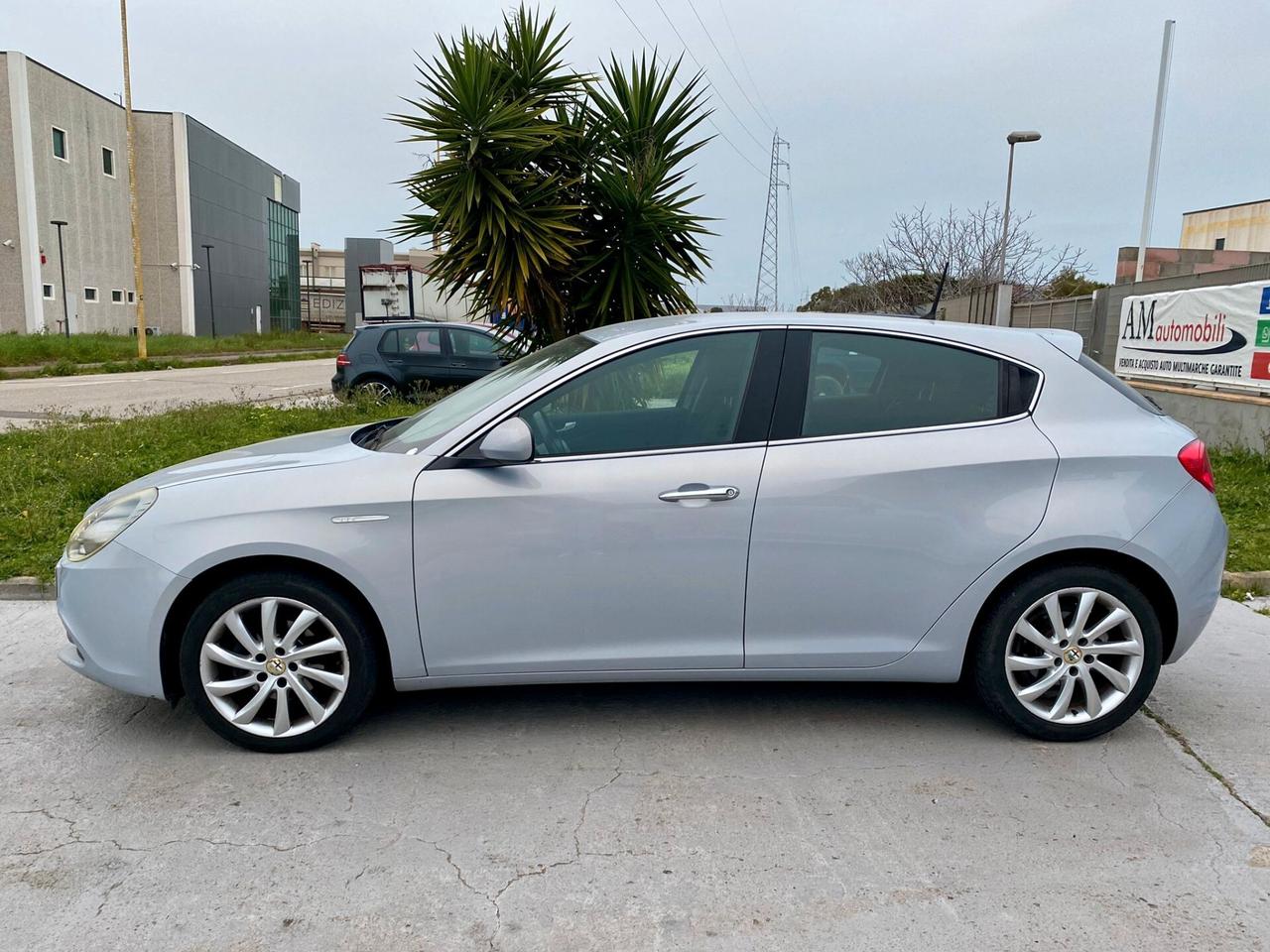 Alfa Romeo Giulietta 1.6 JTDm-2 105 CV Distinctive