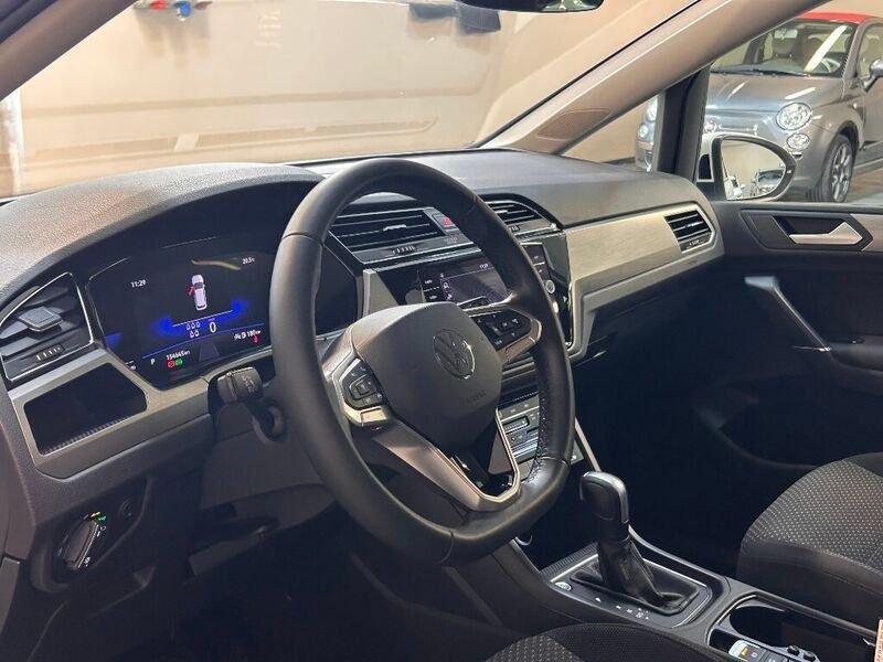 Volkswagen Touran 2.0 TDI 150 CV SCR DSG Business BlueMotion Technology