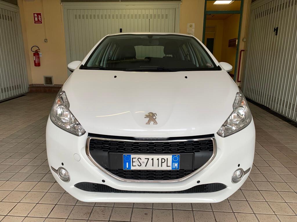 PEUGEOT 208 PURE TECH 82CV 5P 1.2 BENZ