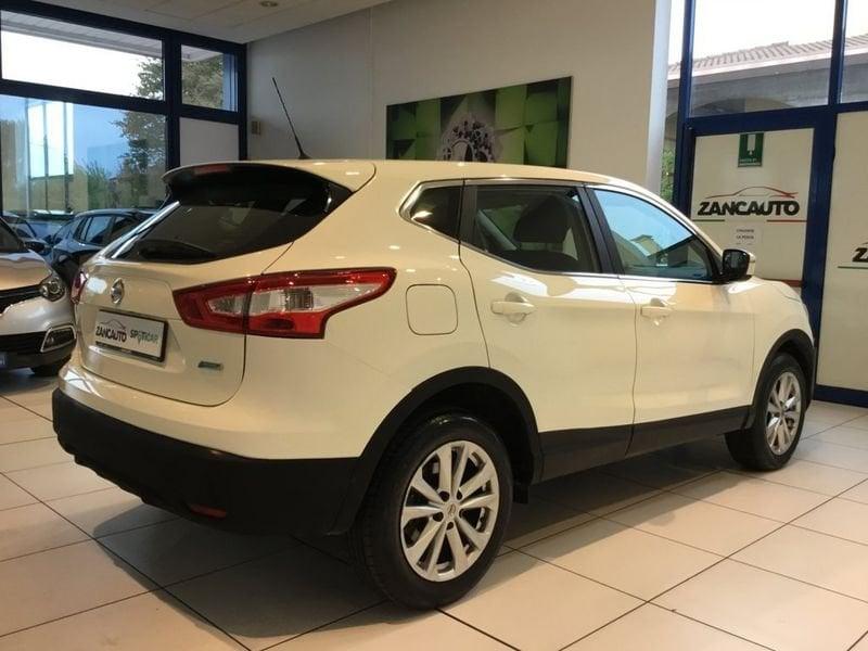Nissan Qashqai 1.5 110 dCi N-Connecta