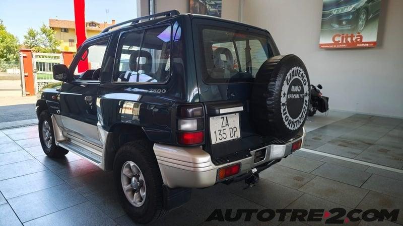 Mitsubishi Pajero Pajero METAL TOP 2.8 GLX Zeus