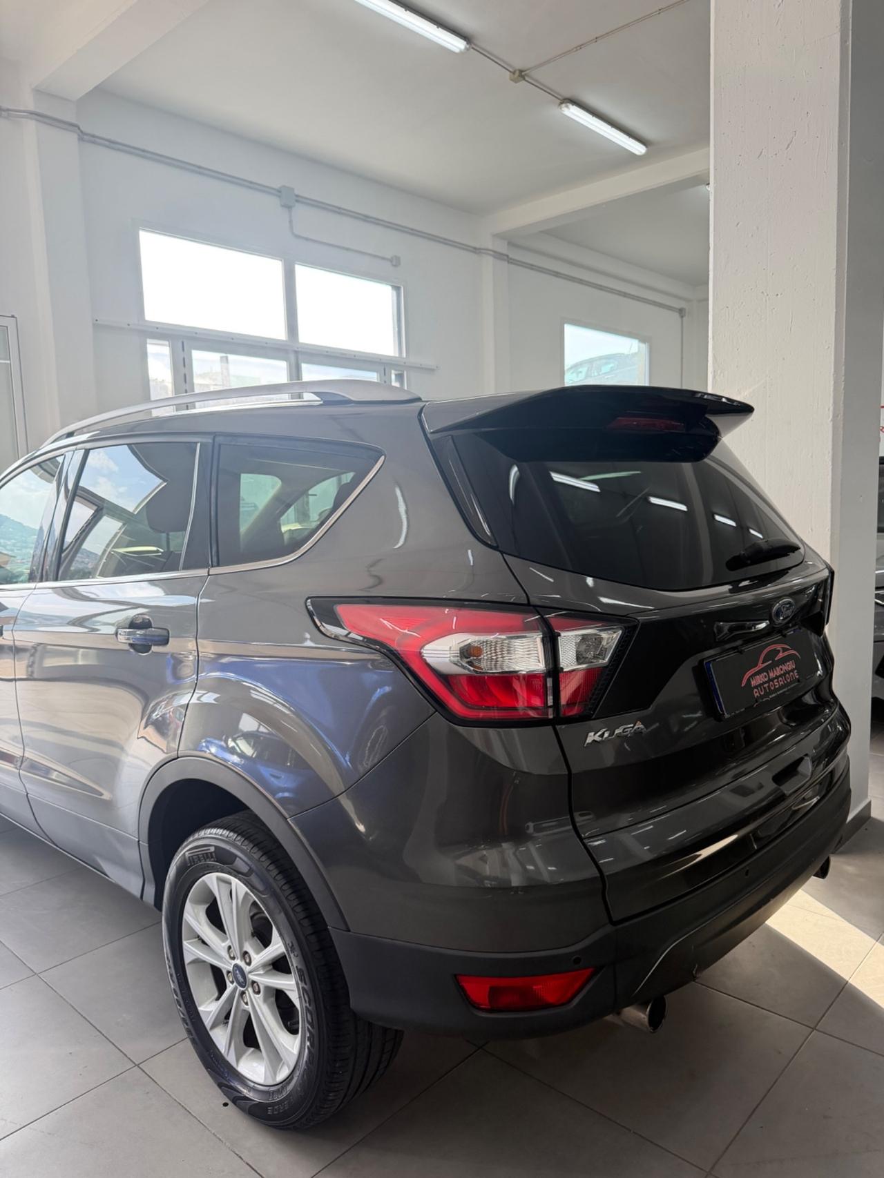 Ford Kuga 1.5 TDCI 120 CV 2WD Titanium FINANZIABILE