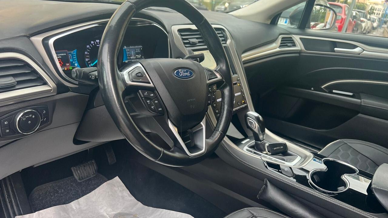 Ford Mondeo Full Hybrid 2.0 187 CV eCVT 4 porte Vignale