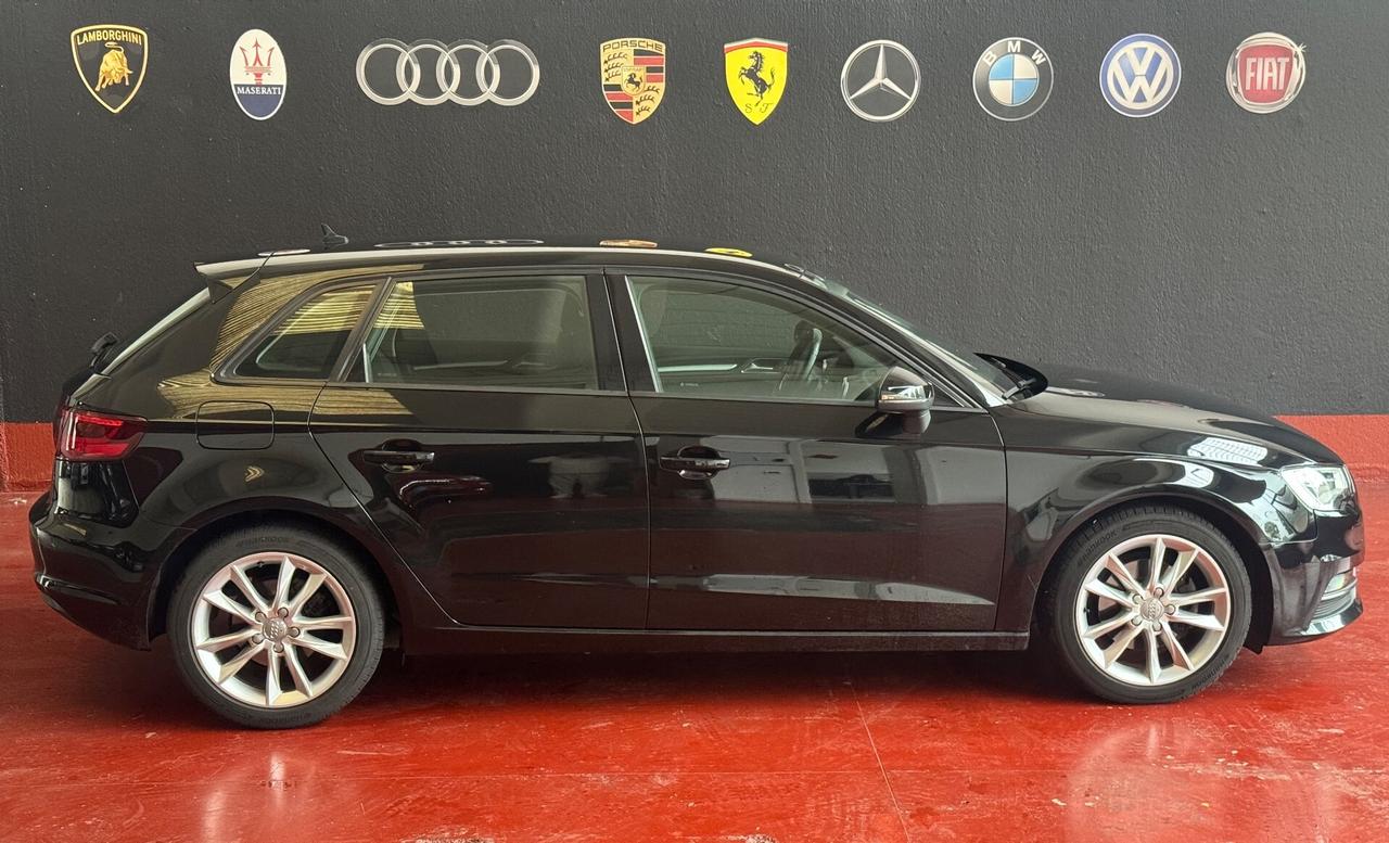 Audi A3 1.6 TDI clean diesel S tronic Garanzia