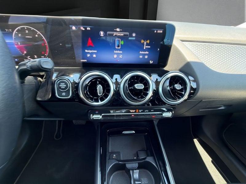 Mercedes-Benz GLA GLA 180 d Prog Advanced