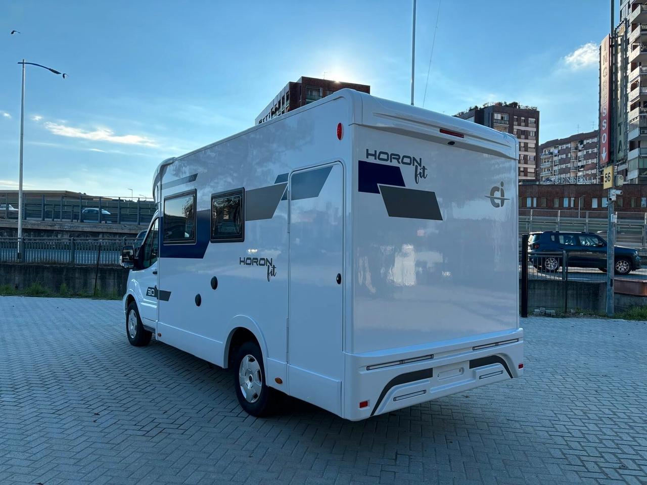 Ci International Horon 30 XT camper
